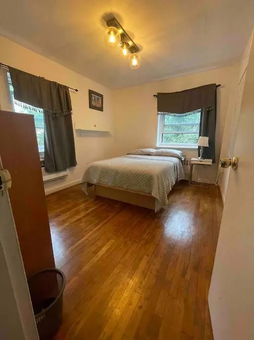 Riverdale Room Νέα Υόρκη 0*,  Ηνωμένες Πολιτείες της Αμερικής